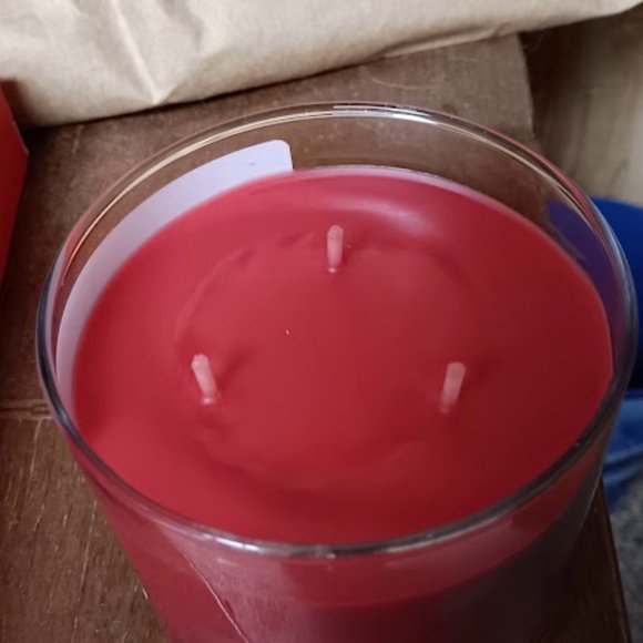 Distant Lands 14.5 Oz Apple Crisp 3 Wick Soy Wax & Essential Oils Candle NEW - Picture 4 of 5